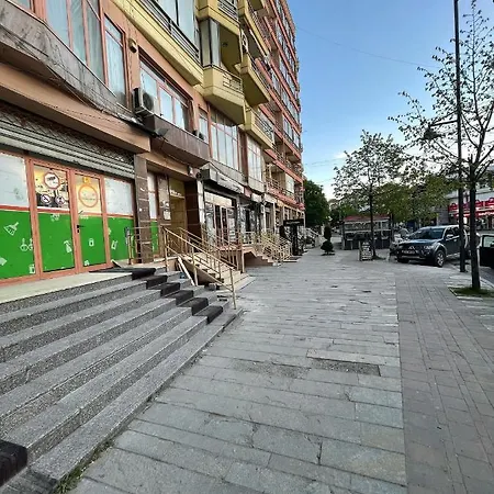 Center Horizon Korce